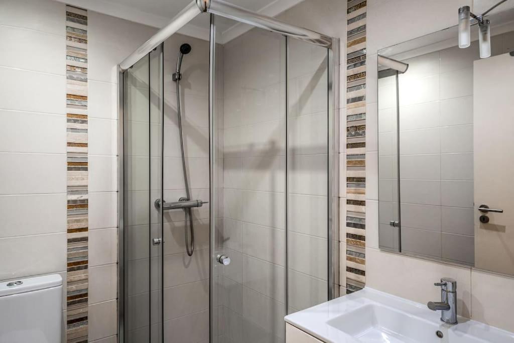 Charming Studio With Ac And Loft On Ground Floor Lisboa Exteriör bild