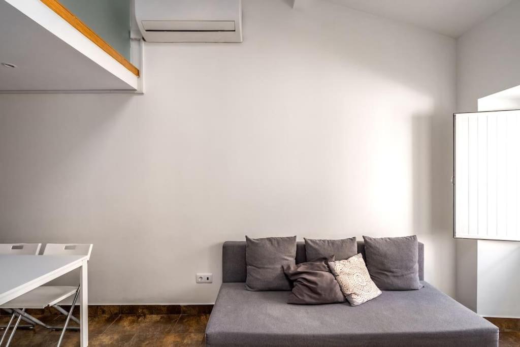 Charming Studio With Ac And Loft On Ground Floor Lisboa Exteriör bild
